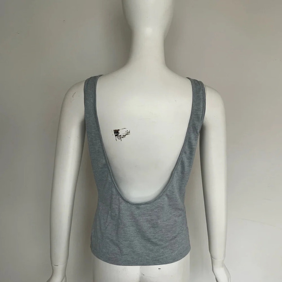 Woman’s Casual Basic Gray Open Back Tank Top Stretch Women's Size Medium NWOT - Picture 4 of 6